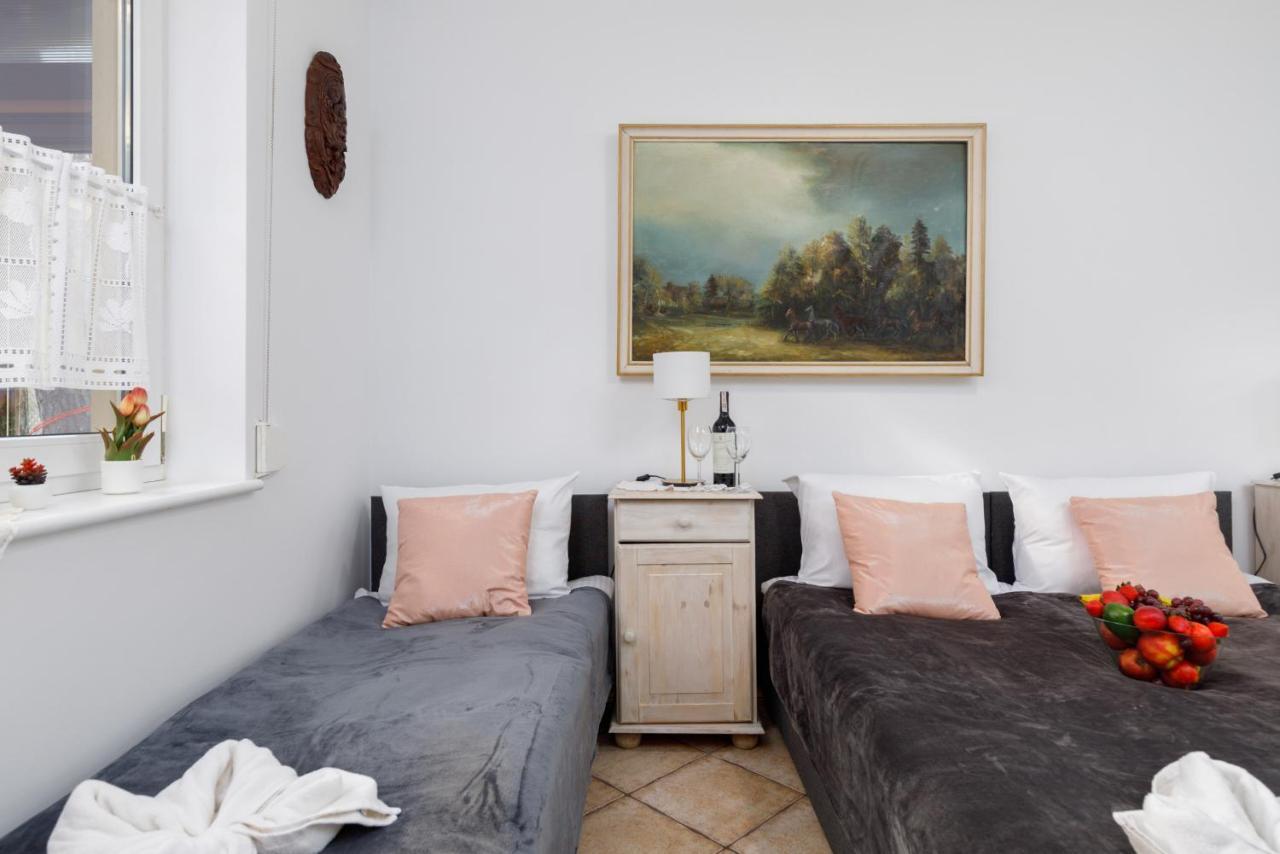 Apartment With Veranda Torunska Pobierowo By Noclegi Renters Екстер'єр фото